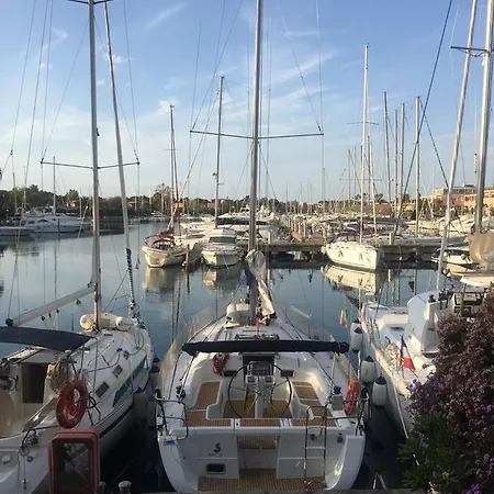 Portorosa Live Yachting Club * Furnari