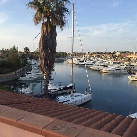 Portorosa Live Yachting Club * Furnari
